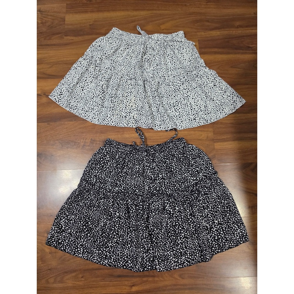 SHEIN Tiered Mini Skirts Women Small Black White New Dalmatian Dot 2 Pack